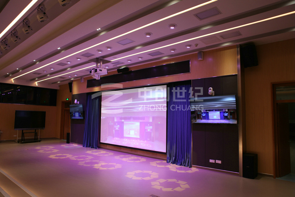 南山外國語學校濱海小學多功能廳-舞臺區域照片